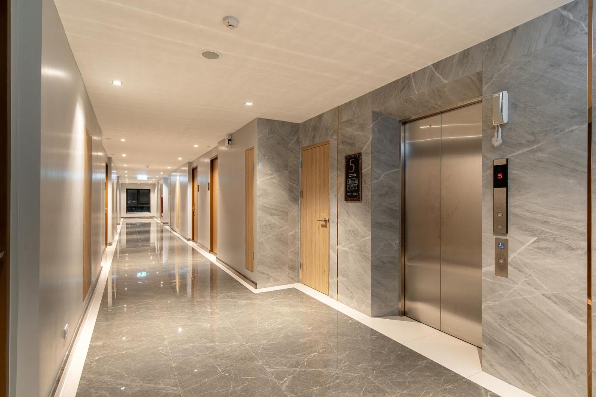 Crystal Srivaree Suvarnabhumi Hotel Ban Khlong Bang Krathiam Dış mekan fotoğraf