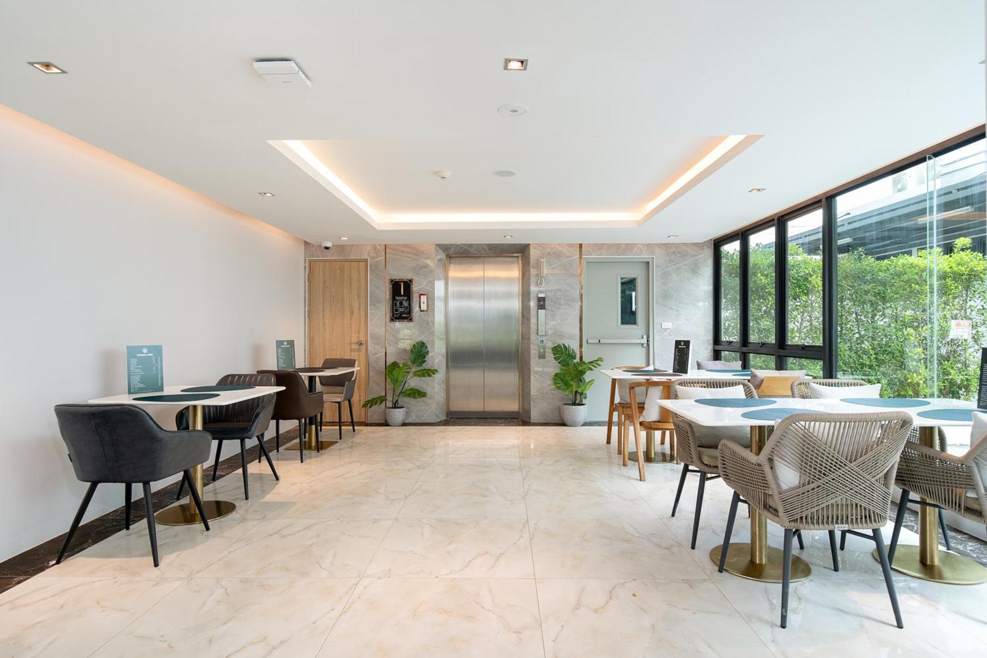 Crystal Srivaree Suvarnabhumi Hotel Ban Khlong Bang Krathiam Dış mekan fotoğraf
