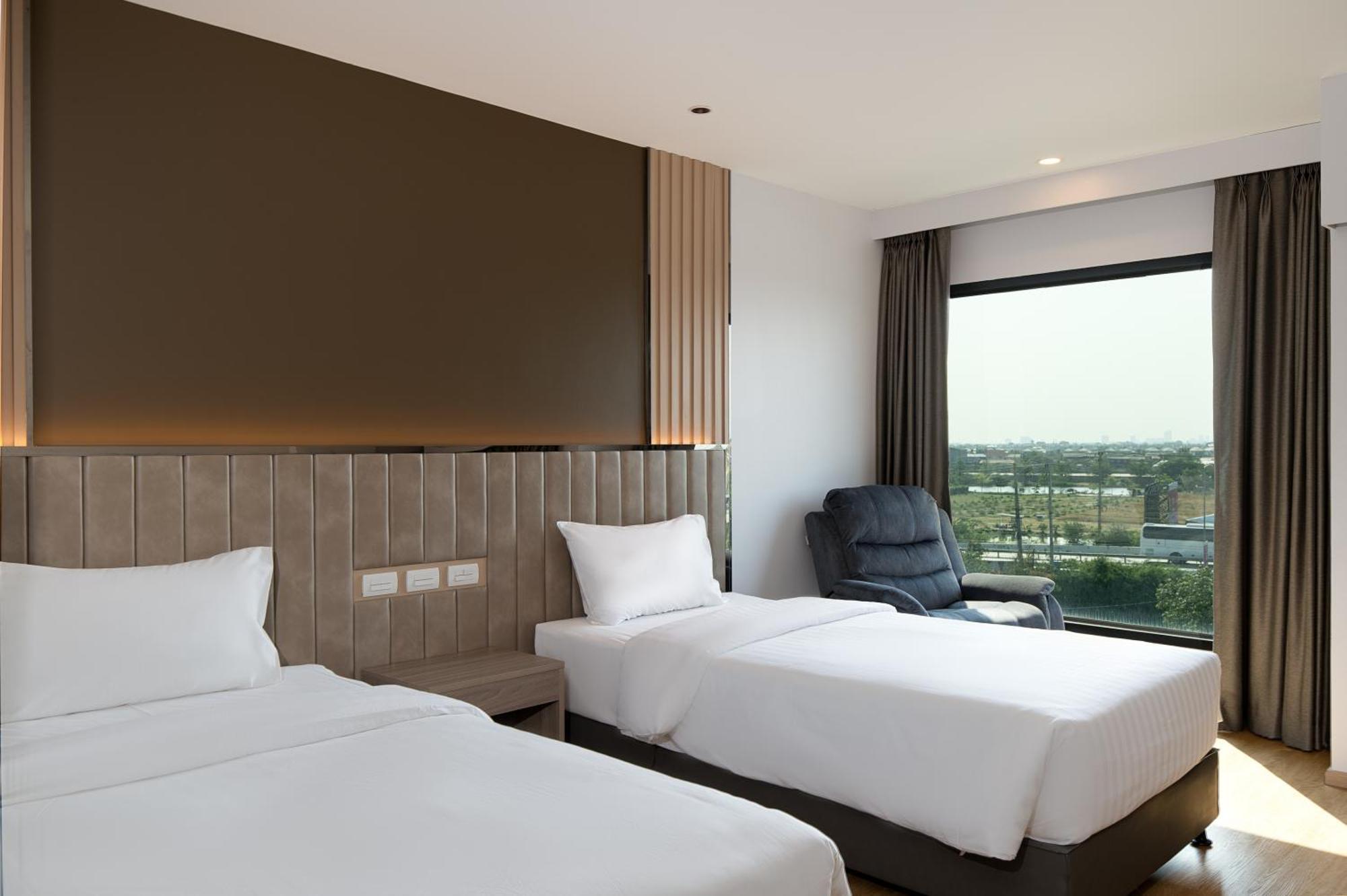 Crystal Srivaree Suvarnabhumi Hotel Ban Khlong Bang Krathiam Oda fotoğraf